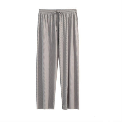 Pantalon large en soie glacée.